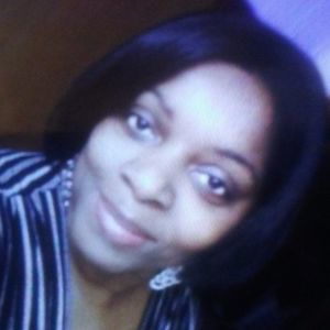 Meet your Posher, Yvette