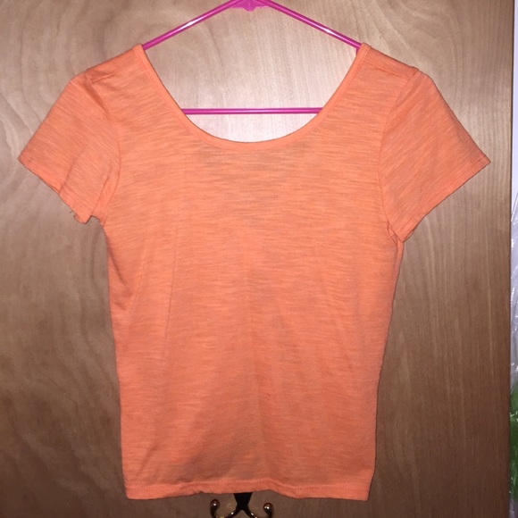 Bow back crop top