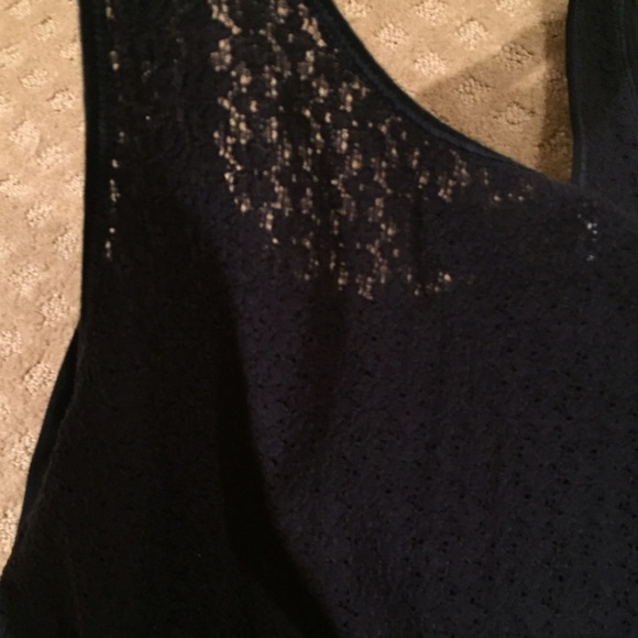 Gilly Hicks Navy Tank - Picture 4 of 4