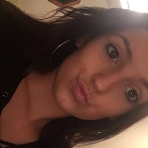 Meet your Posher, Clare