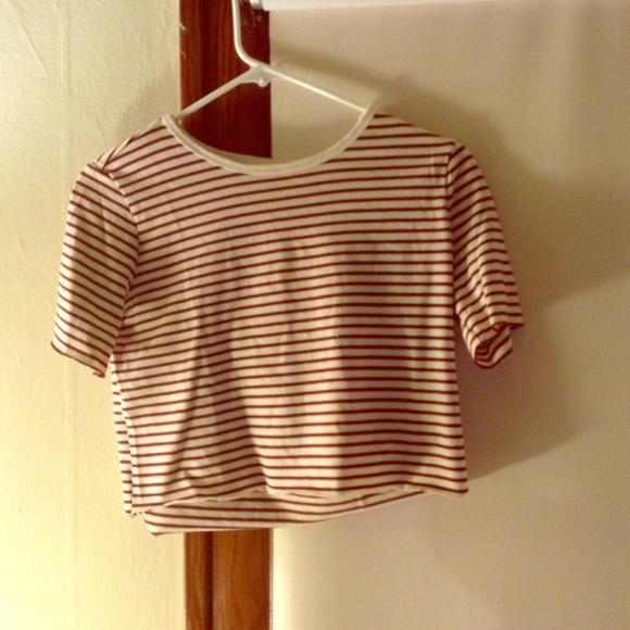 Cut-off crop tee