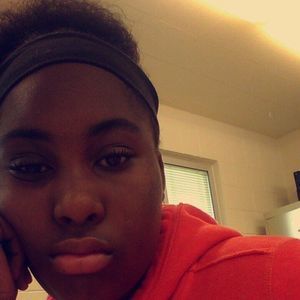 Meet your Posher, Da'nya