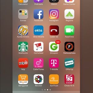 Meet your Posher, Carmella