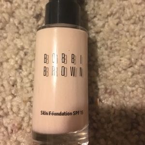 Bobbi brown foundation
