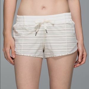 Lululemon hotty hot shorts