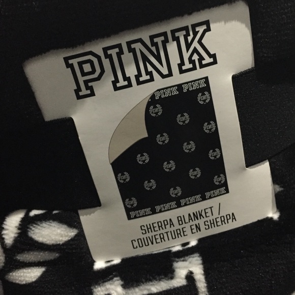 2 VS PINK SHERPA BLANKETS NWT - Picture 2 of 3
