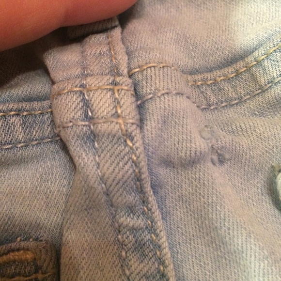Hollister jeans (light wash) - Picture 3 of 3
