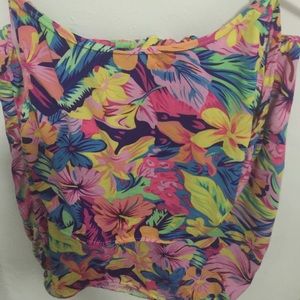 Beautiful 2 piece floral print set.