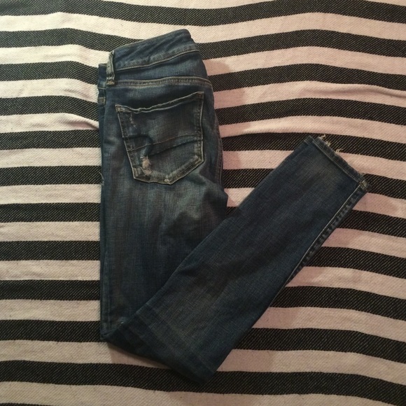 American eagle distressed jeans - Picture 2 of 2
