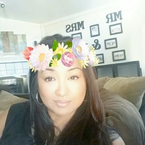 Meet your Posher, Celeste