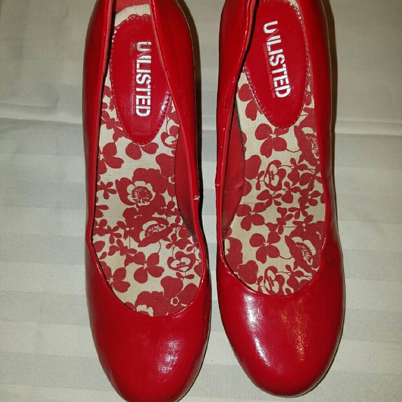 Fabulous Red Unlisted 1pumps
