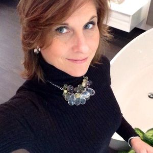 Meet your Posher, Aston