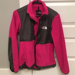 Woman's Northface Jacket