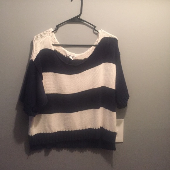 LG Aeropostale oversized sweater.