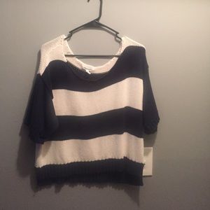 LG Aeropostale oversized sweater.