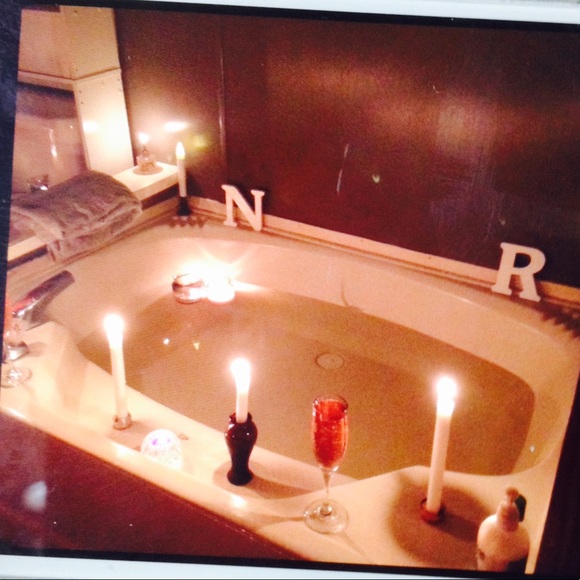 Meet Your Posher! - Picture 6 of 8