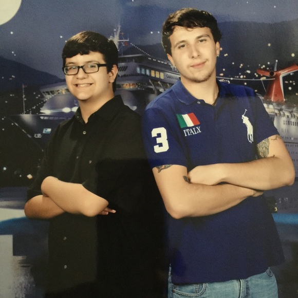 Meet your Posher, Jennifer - posh Ambassador ❤️ - Picture 2 of 3