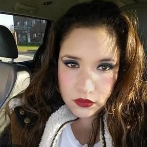 Meet your Posher, Nikki