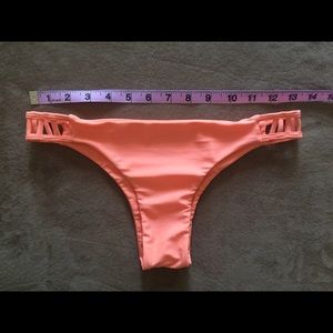 Issa De Mar Hina Bottom Coral L