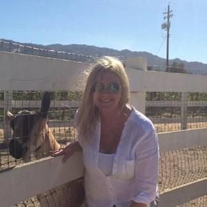 Meet your Posher, Peggy