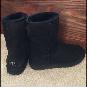 Flash sale!!! Authentic women's black ugg boots. 7