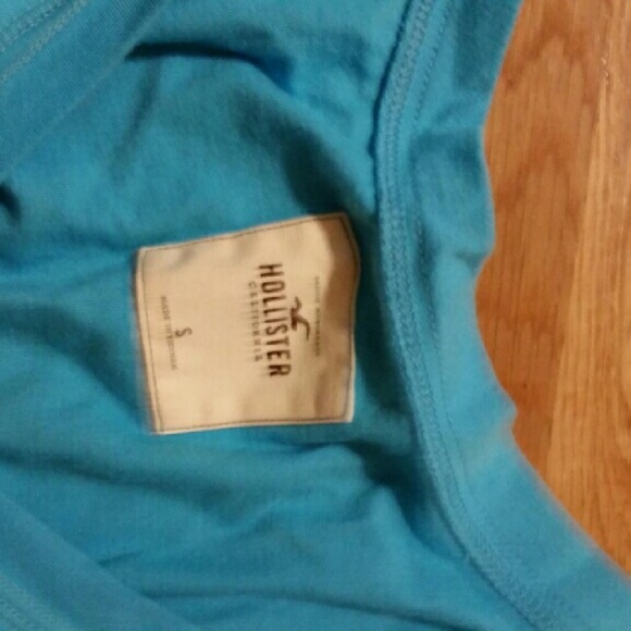 Hollister top - Picture 2 of 2