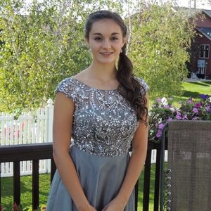 Meet your Posher, Kaitlyn