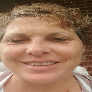 Meet your Posher, Connie