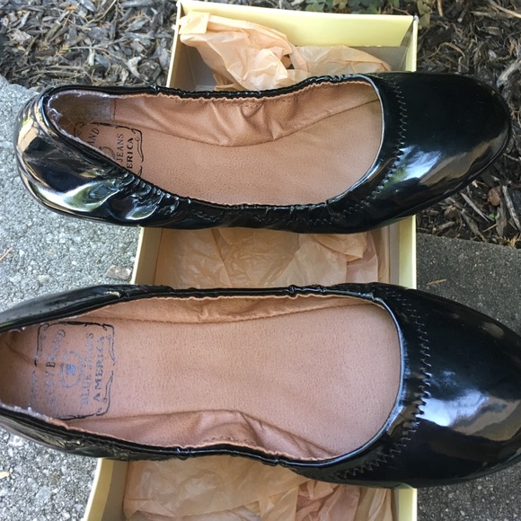 Lucky Brand worn once flats black patent - Picture 1 of 2