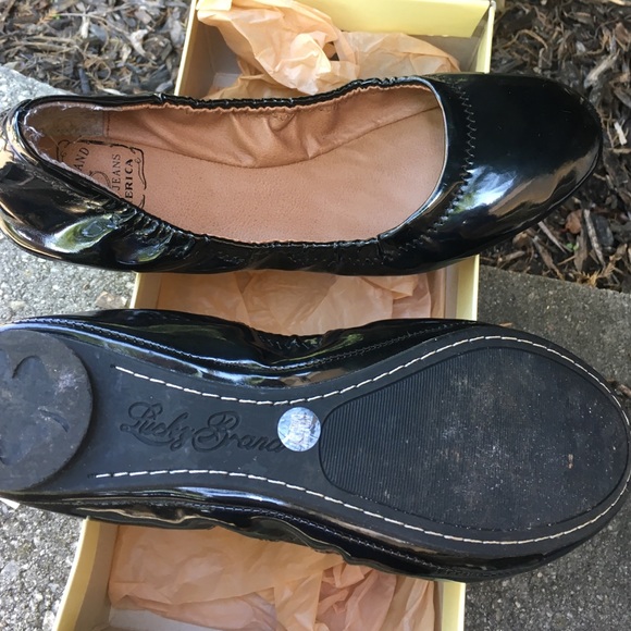 Lucky Brand worn once flats black patent - Picture 2 of 2