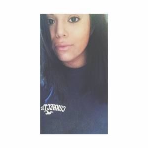 Meet your Posher, Michaela