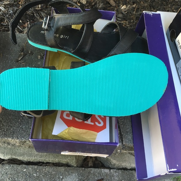 Steve Madden Girl sandals size 7 (junior) - Picture 3 of 4