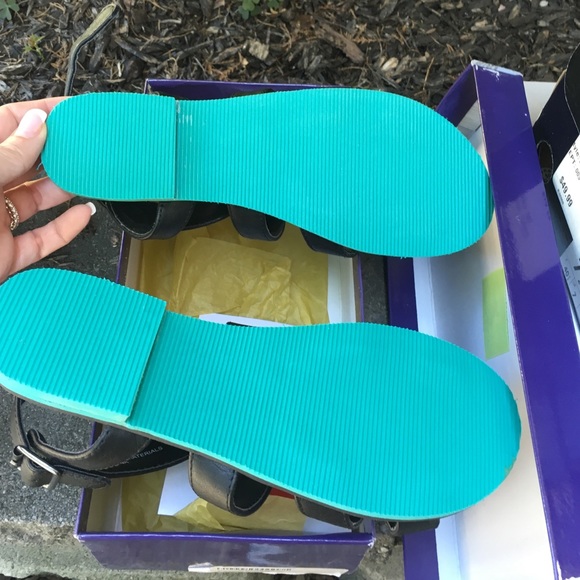 Steve Madden Girl sandals size 7 (junior) - Picture 4 of 4