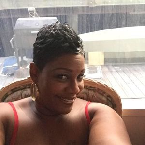 Meet your Posher, Deborah