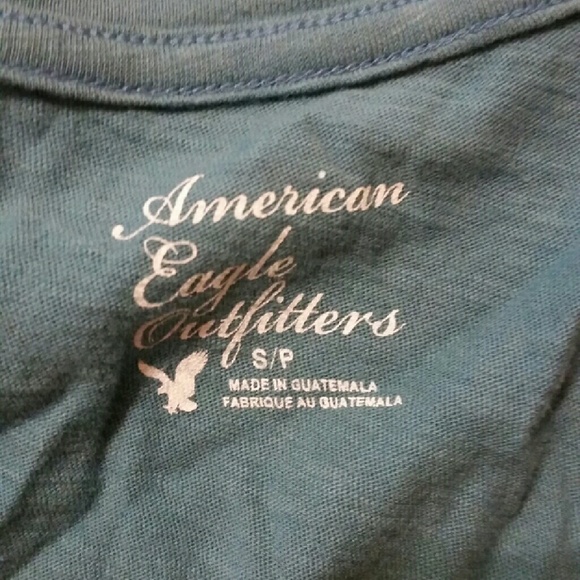 American Eagle 3 / 4 length sleeve - Picture 2 of 2