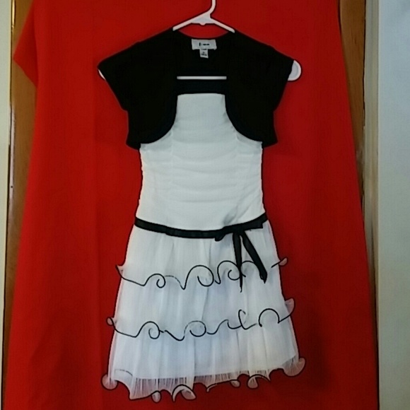 Girls dress