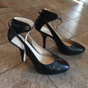 Nine West pumps  size 10 1/2.
