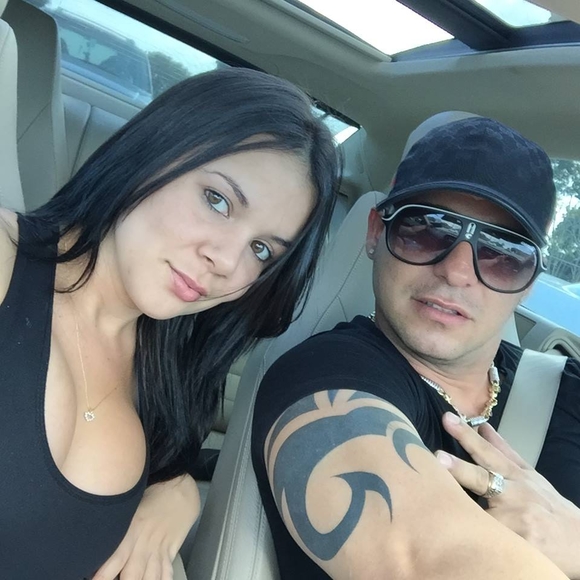 Meet your Posher, Adonisyelaine - Picture 1 of 1