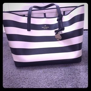 Kate spade tote bag! Perfect condition