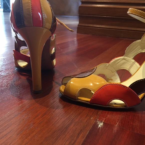 MIU MIU Patent Leather Peep Toe Cutout Pumps - Picture 4 of 4