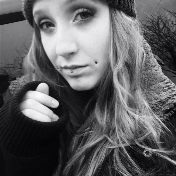 Meet your Posher, Angel - Picture 1 of 1