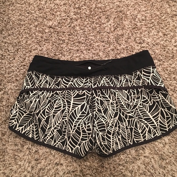 Lululemon speed shorts