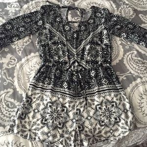 Charlotte rouse 3/4 sleeve romper