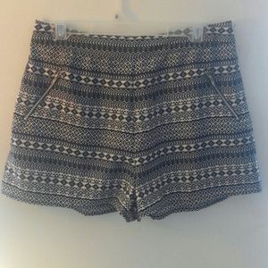 High-waisted Printed Shorts with Pocket Zippers