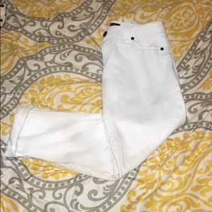 White Capris (or jeans on short girls like me)