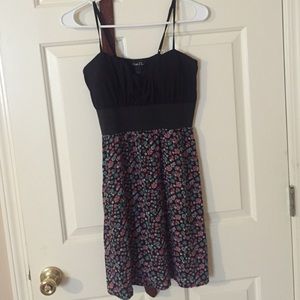 Cute black flower mini dress