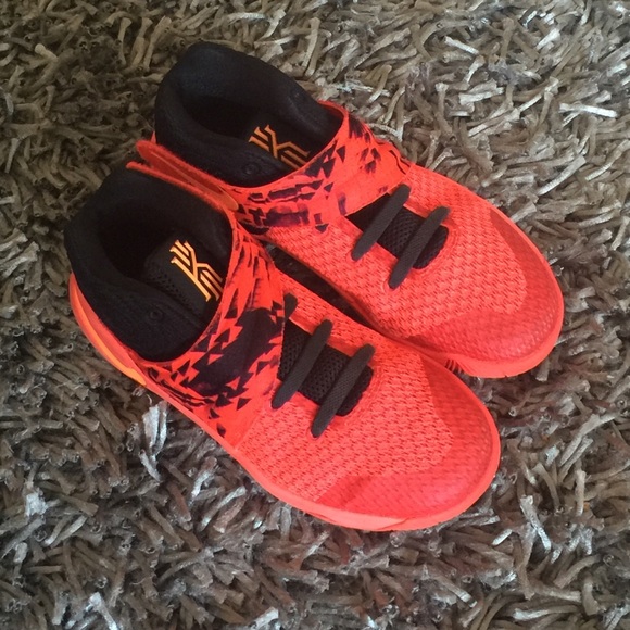 active kyrie irving shoes