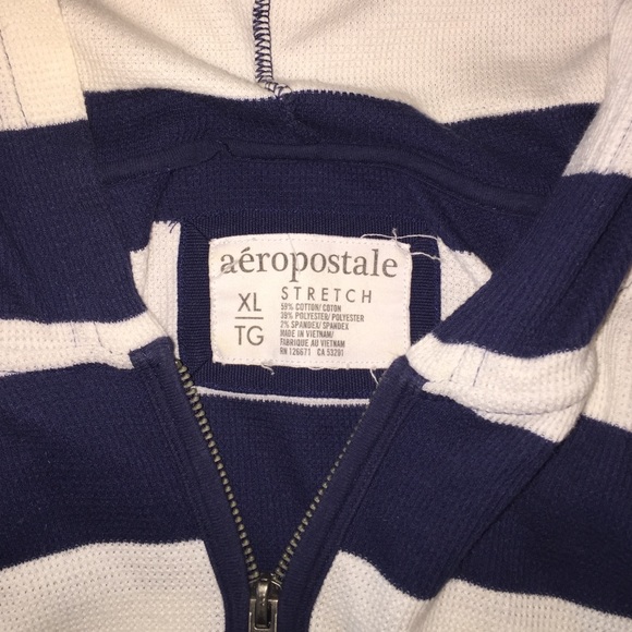 *Price ⬇️*Navy & white striped full zip jacket - Picture 2 of 3