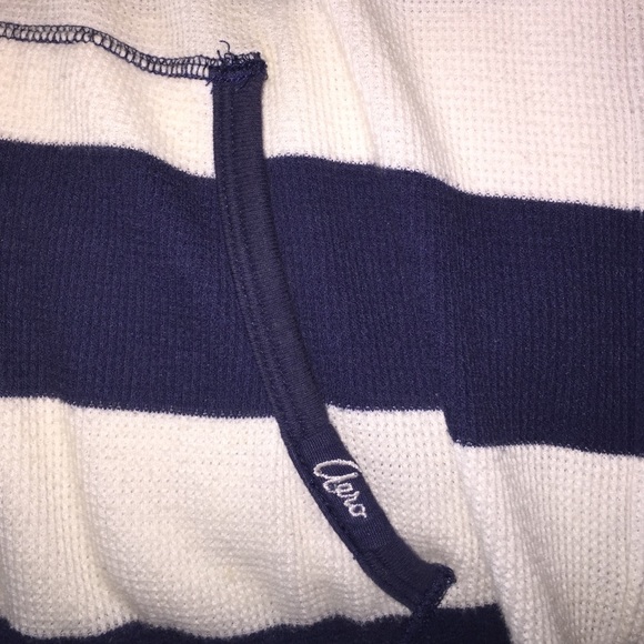 *Price ⬇️*Navy & white striped full zip jacket - Picture 3 of 3