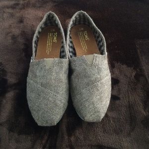 Signature Toms slip on shoes